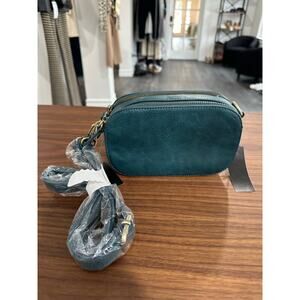 NWT Joy Susan Layne Double Zip Mini Camera Bag